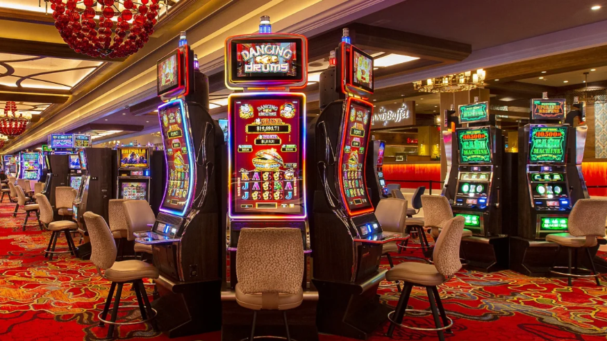 Slot Online Dibandingkan Game Kasino Digital Lainnya